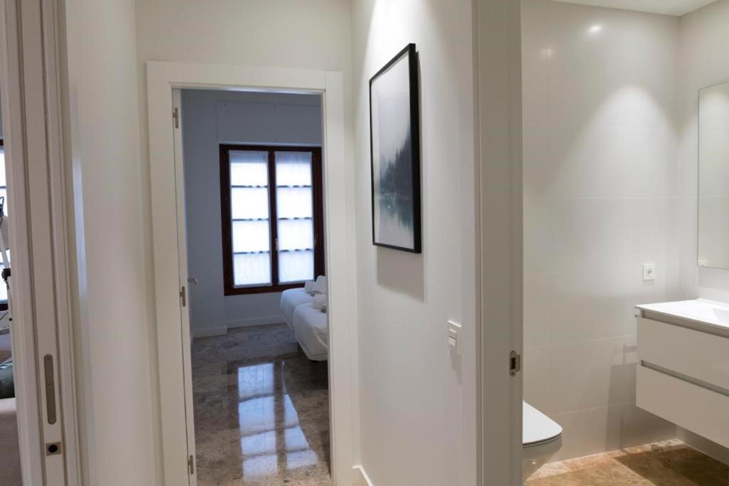 Dos Torres Exclusivos En Calle Alfonso I Appartement